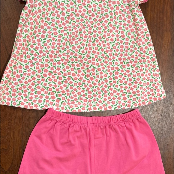 ISHTEX Pink/White Floral Girl's short set NWT size 24m/2Y - Picture 8 of 14
